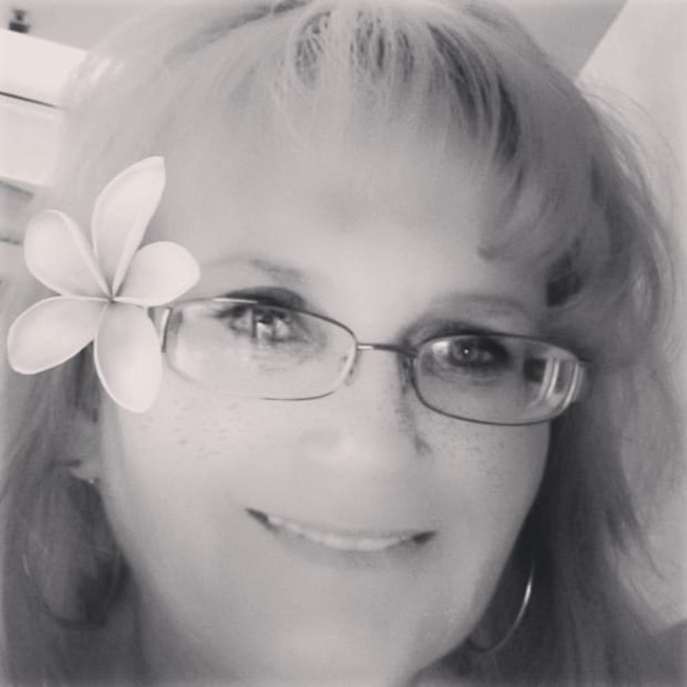 Meet your Posher, Tina